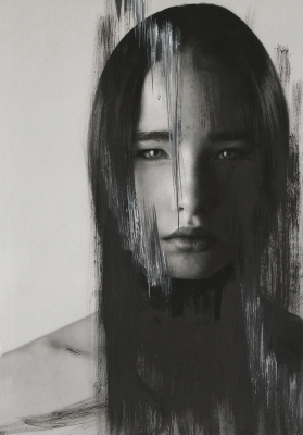 其他.哈苏大师获奖作品集.2018.Kamilla Hanapova.个人项目.Kamilla_Hanapova_-_SYNTHES_S的摄影作品-86ec65e8-718b-4fc8-8be1-6a173caf05a5