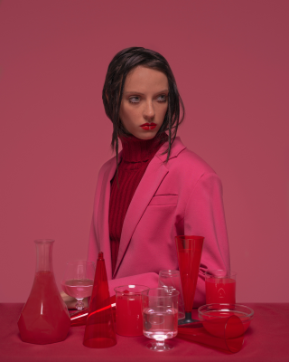 其他.哈苏大师获奖作品集.2018.Kamilla Hanapova.个人项目.Kamilla_Hanapova_-_时尚社论“Recursion”的摄影作品-54d9a71f-eaaf-44d7-a1d1-bff5a6a027fd_rw_1920