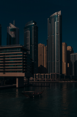 其他.哈苏大师获奖作品集.2021.专家评审团.Ben Thomas.个人项目.Chroma_Luma的摄影作品-1
