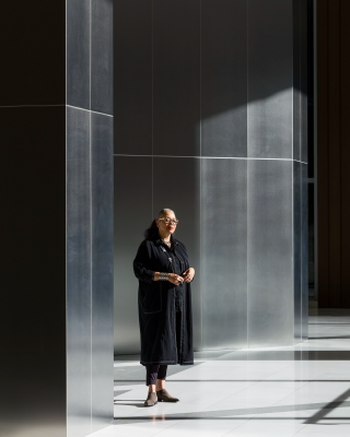 其他.哈苏大师获奖作品集.2021.专家评审团.Clarissa Bonet.PEOPLE的摄影作品-Clarissa-Bonet-Cheryl-Durst-Chicago-Magazine