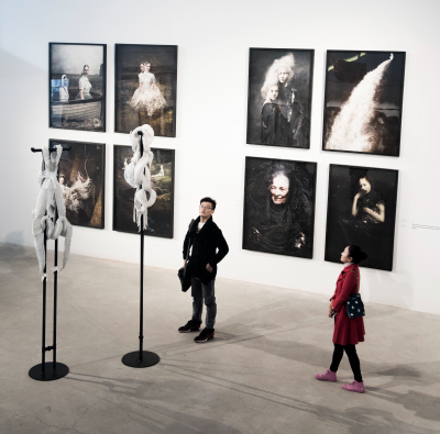 其他.哈苏大师获奖作品集.2021.专家评审团.Nina Gorfer.个人项目.图片.The_Weather_Diaries_2012–2014_—_Cooper_Gorfer的摄影作品-摄影大师作品集 39