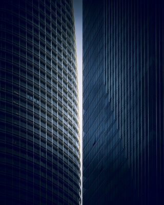 其他.哈苏大师获奖作品集.2021.专家评审团.Swee Oh.个人项目.旧金山美术.Millennium_Tower_Slideshow_—_Swee_Oh_Photography的摄影作品-Millennium_Salesforce+4x5
