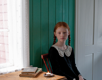 其他.哈苏大师获奖作品集.2021.专家评审团.Tina Signesdottir Hult.The_Workmanshouse_Daughter，2014的摄影作品-workmanshouse_07