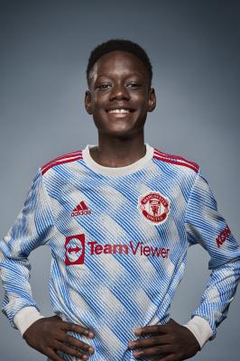 其他.哈苏大师获奖作品集.2021.专家评审团.Tom Oldham.Adidas x Manchester United Youth Squad Goals的摄影作品-摄影大师作品集 10