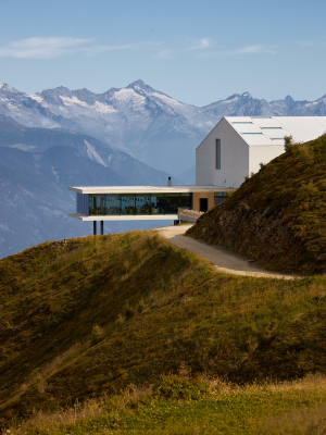 其他.哈苏大师获奖作品集.2021.建筑.Albrecht Voss.个人项目.LUMEN_Museum_-_Albrecht_Voss_广告摄影的摄影作品-200826_AVL_LUMEN_Museum_Architekturfotograf_Alpen_3112