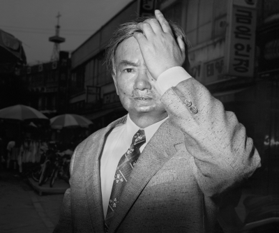 其他.韩国摄影师作品合集.Hein-Kuhn Oh.作品.이태원_이야기_Itaewon_story_–_HEINKUHN_OH的摄影作品-10009
