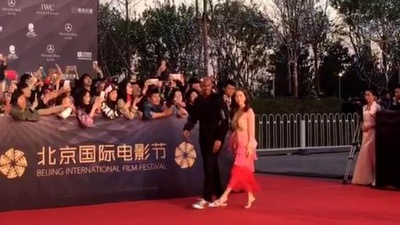 郑秀妍的写真-郑秀妍和球星
