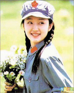 杨钰莹的写真-[赖文峰和杨钰莹] 杨钰莹 自述与赖文峰(赖昌星侄子)的
