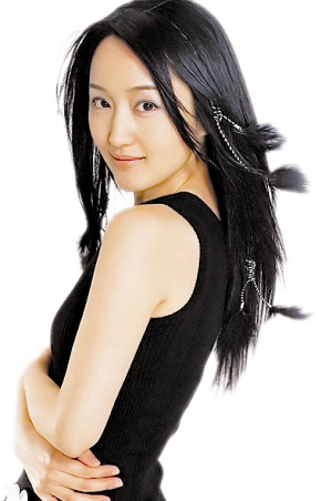 杨钰莹的写真-杨钰莹被多少人睡过  杨钰莹 与赖昌星恋情揭秘
