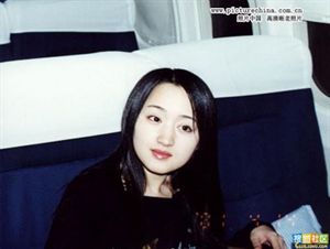杨钰莹的写真-[赖文峰和杨钰莹] 杨钰莹 自述与赖文峰(赖昌星侄子)的