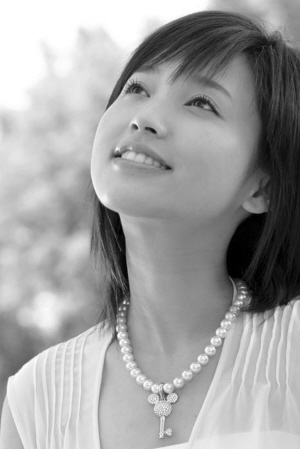 金莎的写真-金莎vs      2008年2月28日
