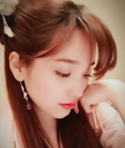 金莎的写真-晒古装照秒变大美人