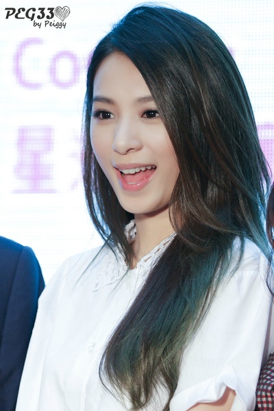 田馥甄的写真-田馥甄…_来自戚小言的图片分享-堆糖