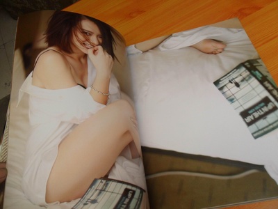 戚薇的写真-【图】转身薇笑/戚薇写真集(含光盘)
