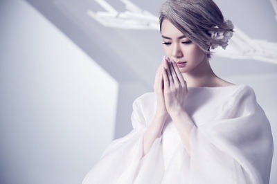 戚薇的写真-这首来自戚薇,汪东城主演电影《我的播音系女友