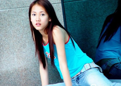 弦子的写真-女星弦子发照自黑被疑整容