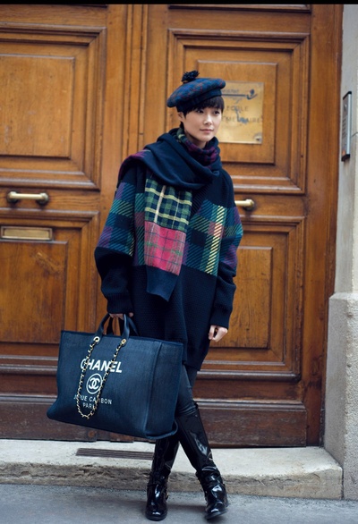 李宇春的写真-李宇春巴黎街头chanel大片