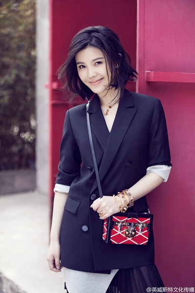 杨子姗的写真-无法复制的复古女神——杨子姗