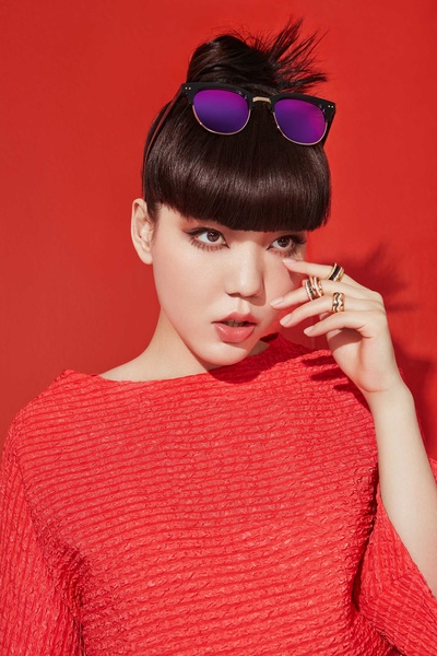 吴莫愁的写真-【轮播图片】吴莫愁积极支持公益活动传递美感与善意