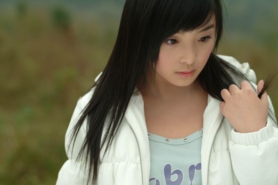 张含韵的写真-吧里有喜欢张含韵的吗?发一点图片求升级啊!