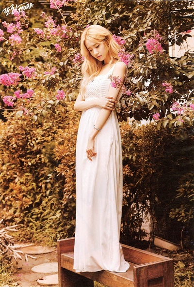 林允儿的写真