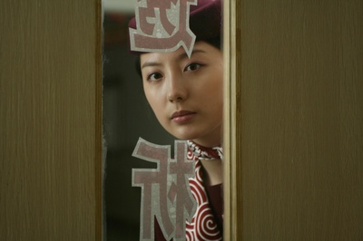 苗洛依的写真-↗‰依心依意℃↘【图片】苗苗《一路顺风》乘务员照