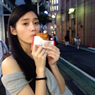 奚梦瑶的写真