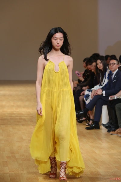 游天翼的写真-游天翼 (1) - 后花园网文