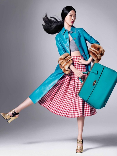 游天翼的写真-多专题:游天翼演绎vogue服饰与美容2013年十月&十一