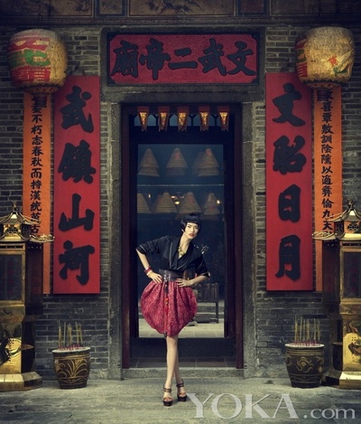 李丹妮的写真
