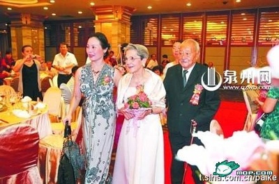 李丹妮的写真
