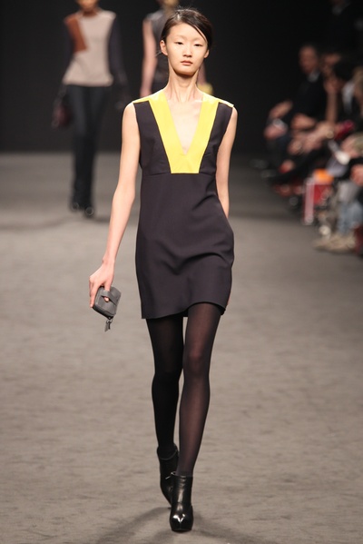 纪莉莉的写真-costume national