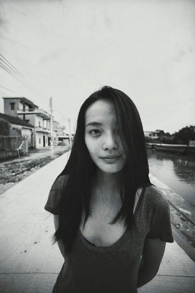 黎伟珊的写真