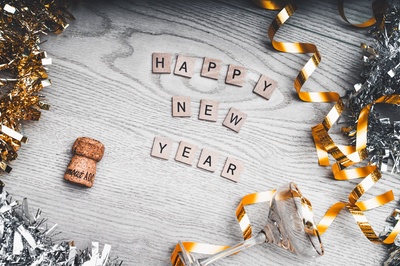黄金的图片-新年快乐字母