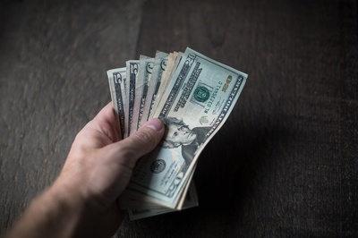 现金的图片-少量现金