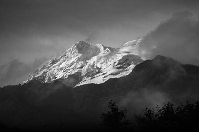 云的图片-雪峰
