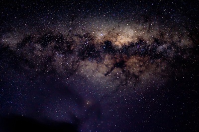 空间的图片-夜空中的星星