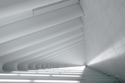 建筑的图片-白色线性角度建筑