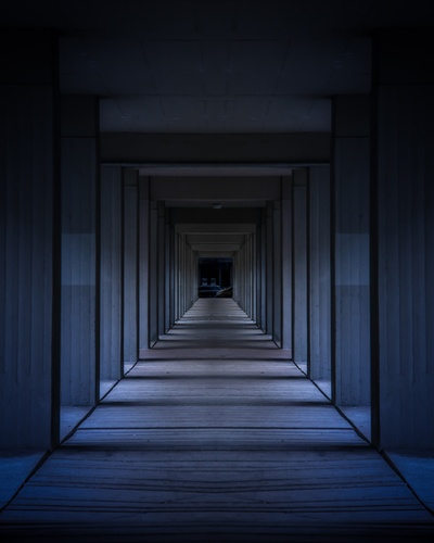 建筑的图片-灰色混凝土建筑