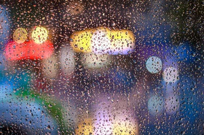 纹理的图片-玻璃窗上的雨滴