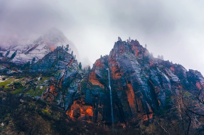 大自然Mighty Nature的图片-褐山