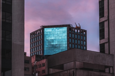 Shades of Blue的图片-高层建筑