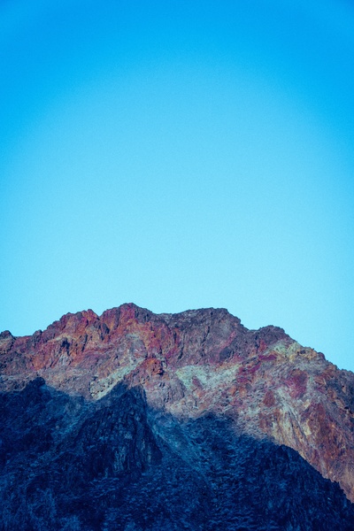 Shades of Blue的图片-褐山