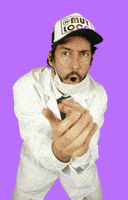 新冠肺炎GIF的gif-Wash Hands Comedian GIF by Muyloco