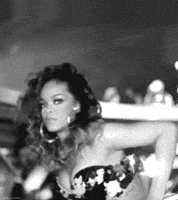 开心GIF的gif-excited rihanna GIF