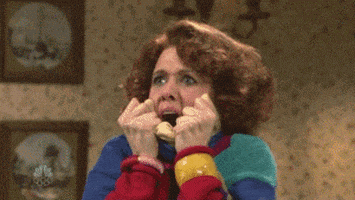 惊吓的gif-shocked kristen wiig GIF by Saturday Night Live