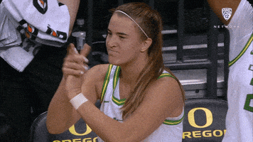 每日GIF(2020-04-15)的gif-Oregon Ducks Good Job GIF by Pac12Network