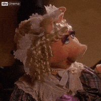随便吧的gif-miss piggy whatever GIF by Sky