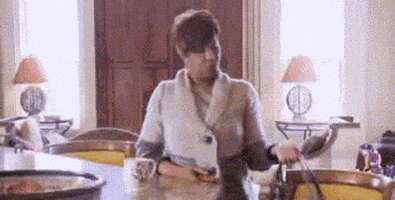 拜拜的gif-black minding my own business GIF