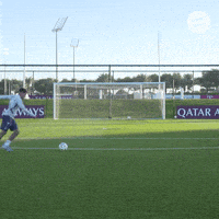 每日GIF(2020-04-21)的gif-Football Sport GIF by FC Bayern Munich